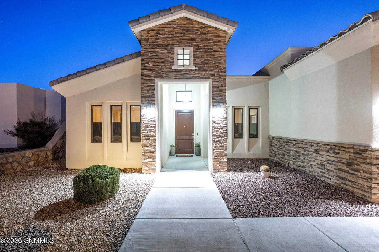 https://bt-photos.global.ssl.fastly.net/lascruces/1280_boomver_1_2600839-2.jpg