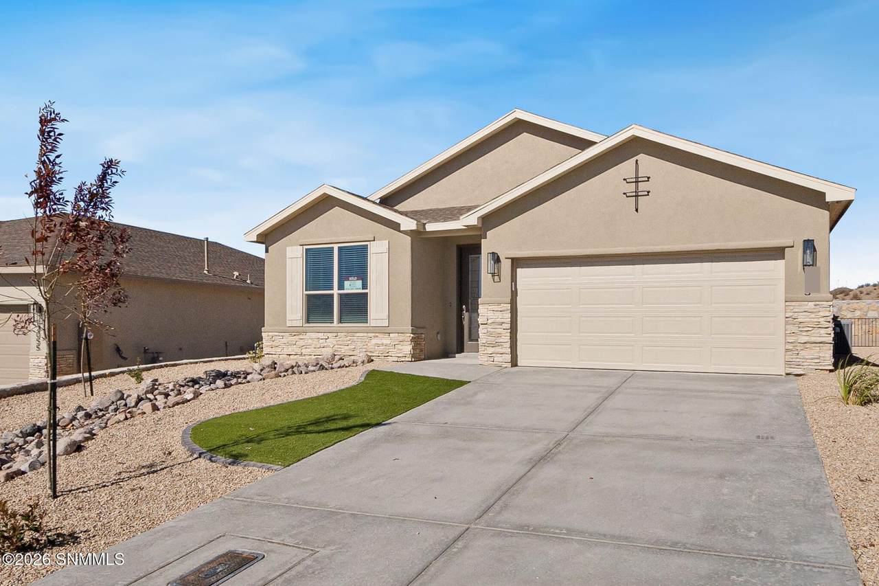 5104 Venado Street - Photo 1