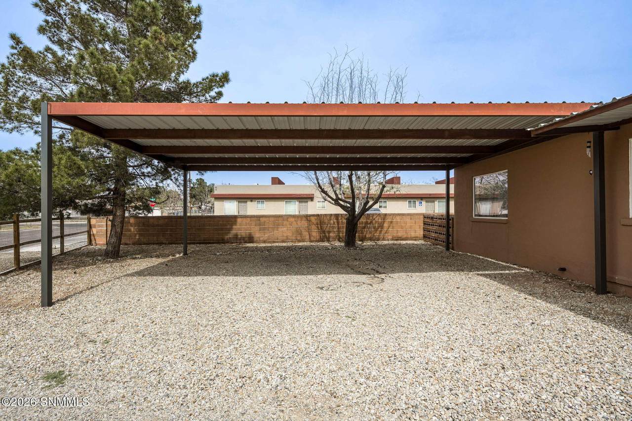 https://bt-photos.global.ssl.fastly.net/lascruces/1280_boomver_1_2600892-2.jpg