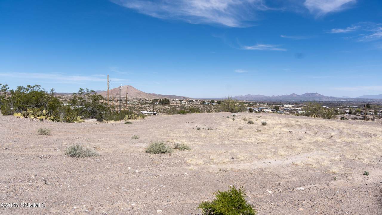 https://bt-photos.global.ssl.fastly.net/lascruces/1280_boomver_1_2600929-2.jpg