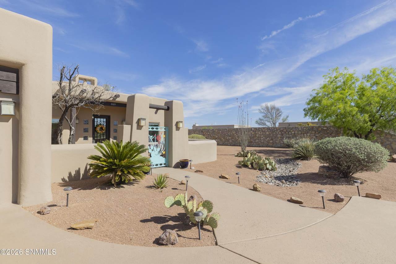 https://bt-photos.global.ssl.fastly.net/lascruces/1280_boomver_1_2600947-2.jpg