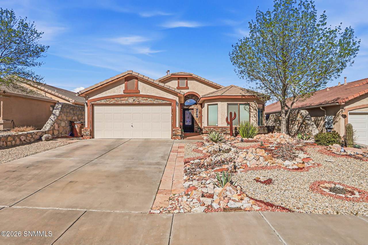 2519 Silver Hawk Avenue - Photo 1