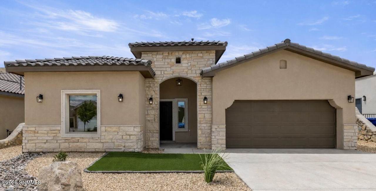 3730 Portrait Street - Photo 1