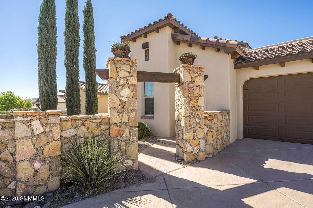 https://bt-photos.global.ssl.fastly.net/lascruces/1280_boomver_1_2601014-2.jpg