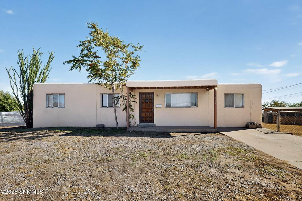 1640 Idaho Avenue - Photo 1
