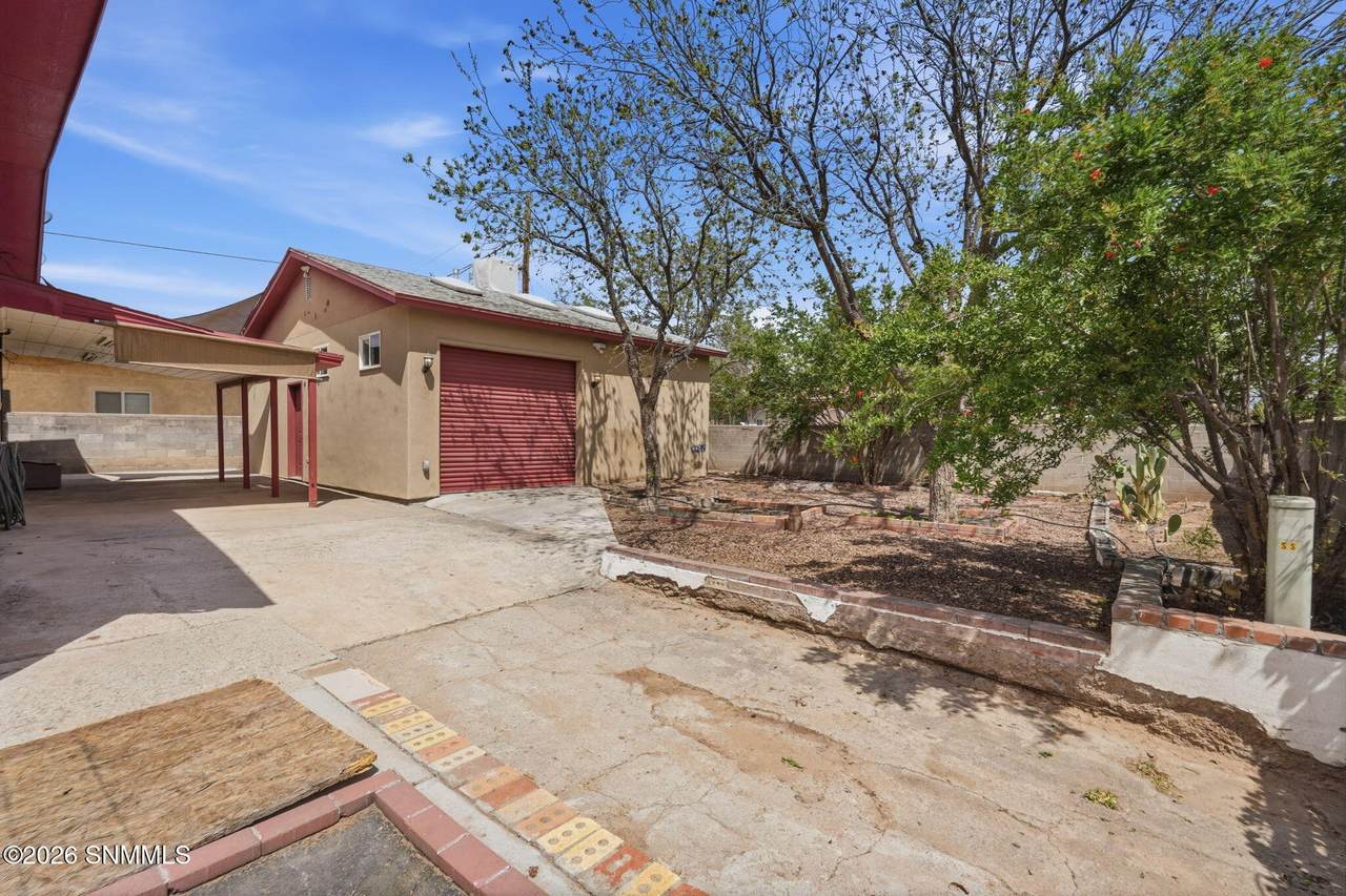 https://bt-photos.global.ssl.fastly.net/lascruces/1280_boomver_1_2601050-2.jpg