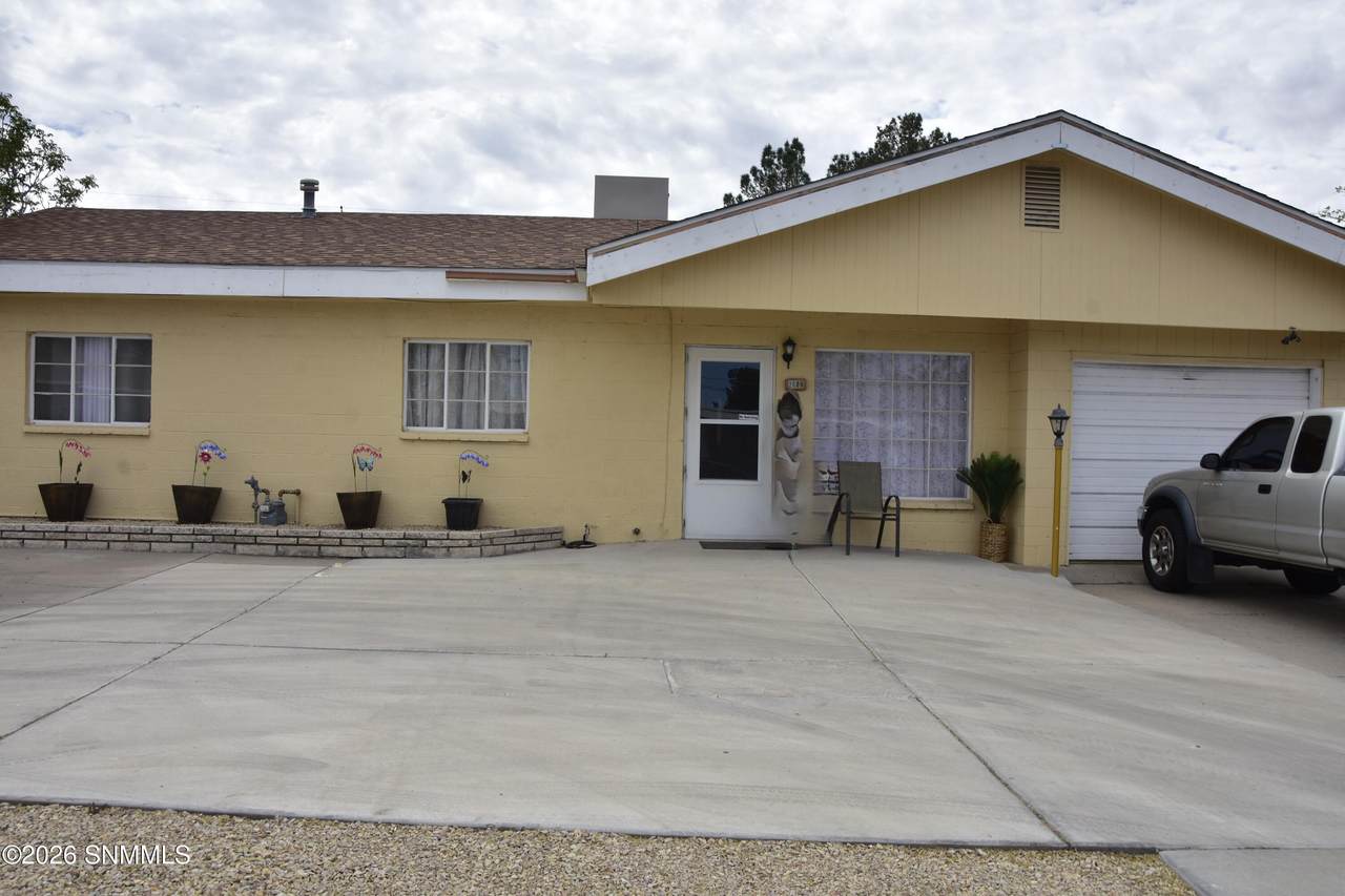 2000 Idaho Avenue - Photo 1
