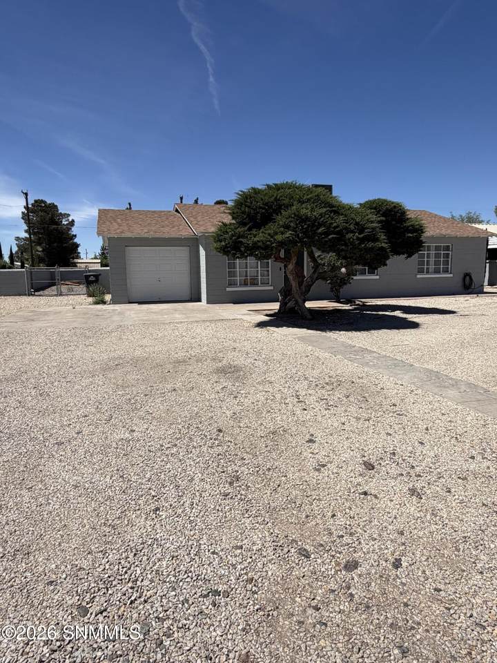 https://bt-photos.global.ssl.fastly.net/lascruces/1280_boomver_1_2601077-2.jpg