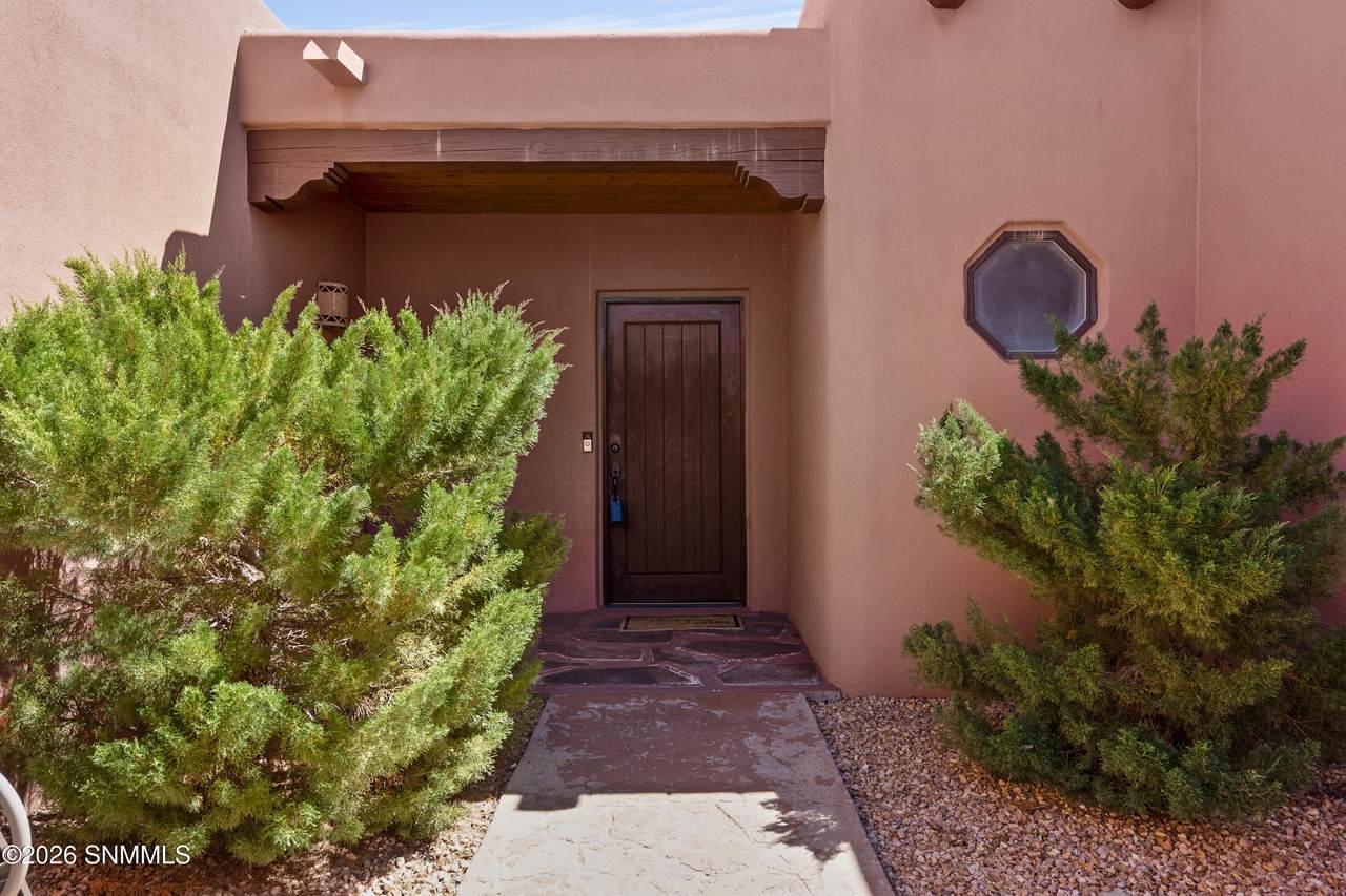 https://bt-photos.global.ssl.fastly.net/lascruces/1280_boomver_1_2601095-2.jpg