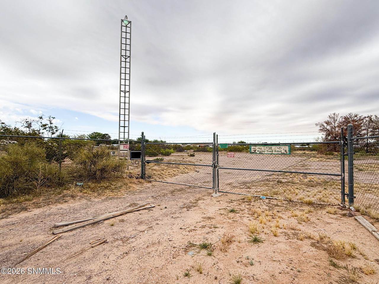 https://bt-photos.global.ssl.fastly.net/lascruces/1280_boomver_1_2601100-2.jpg