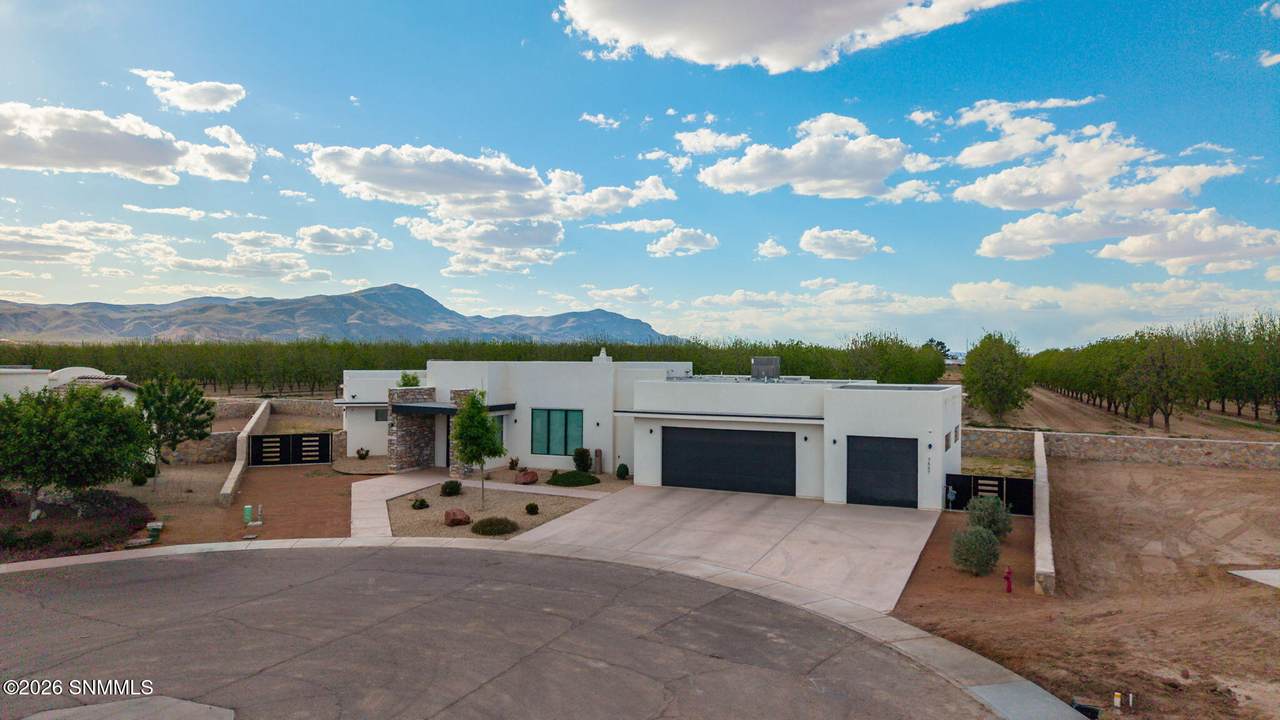 https://bt-photos.global.ssl.fastly.net/lascruces/1280_boomver_1_2601104-2.jpg