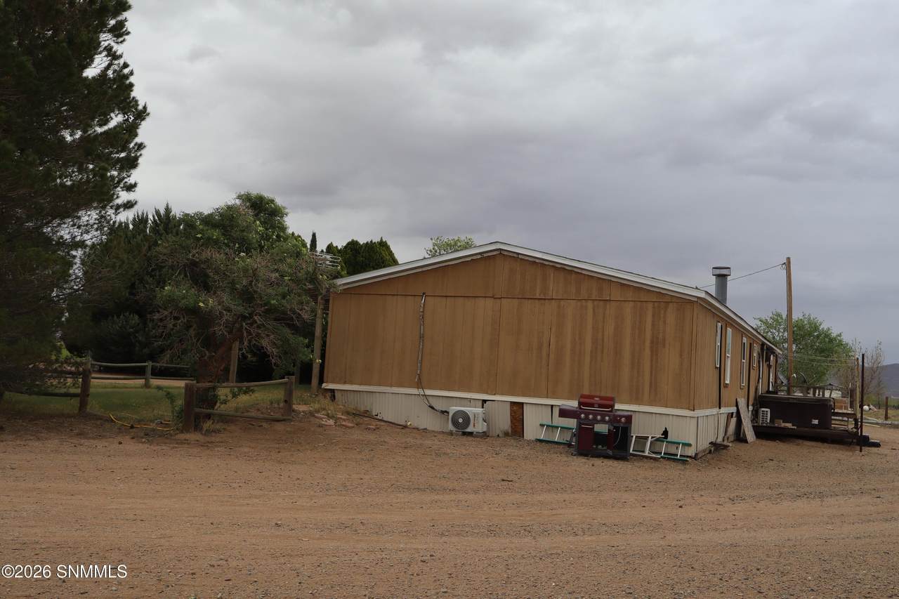 https://bt-photos.global.ssl.fastly.net/lascruces/1280_boomver_1_2601122-2.jpg