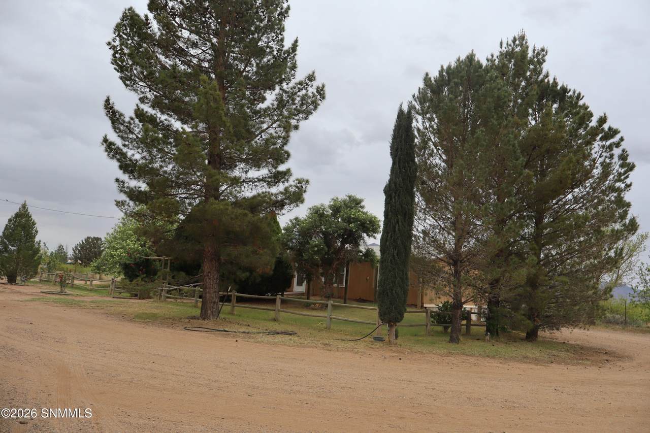 https://bt-photos.global.ssl.fastly.net/lascruces/1280_boomver_1_2601122-2.jpg