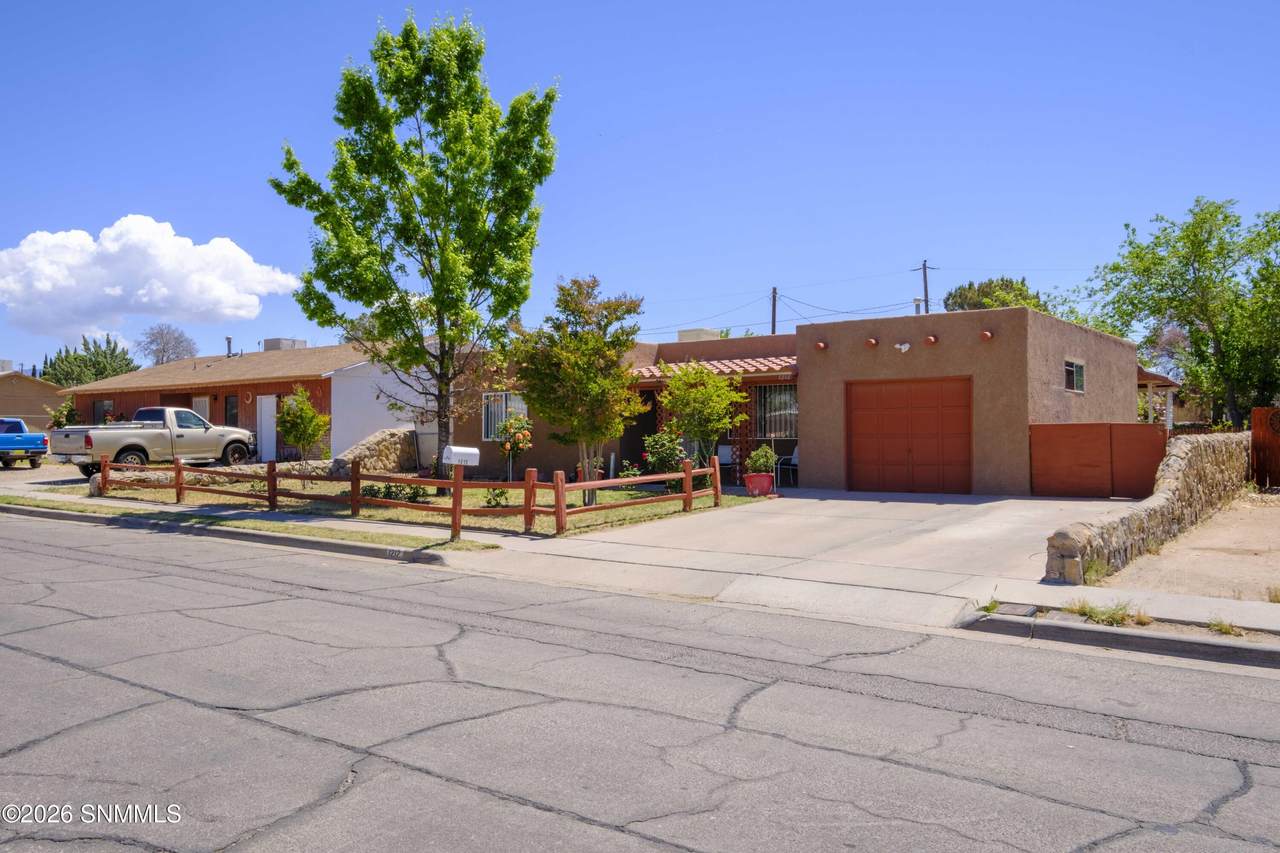 https://bt-photos.global.ssl.fastly.net/lascruces/1280_boomver_1_2601136-2.jpg