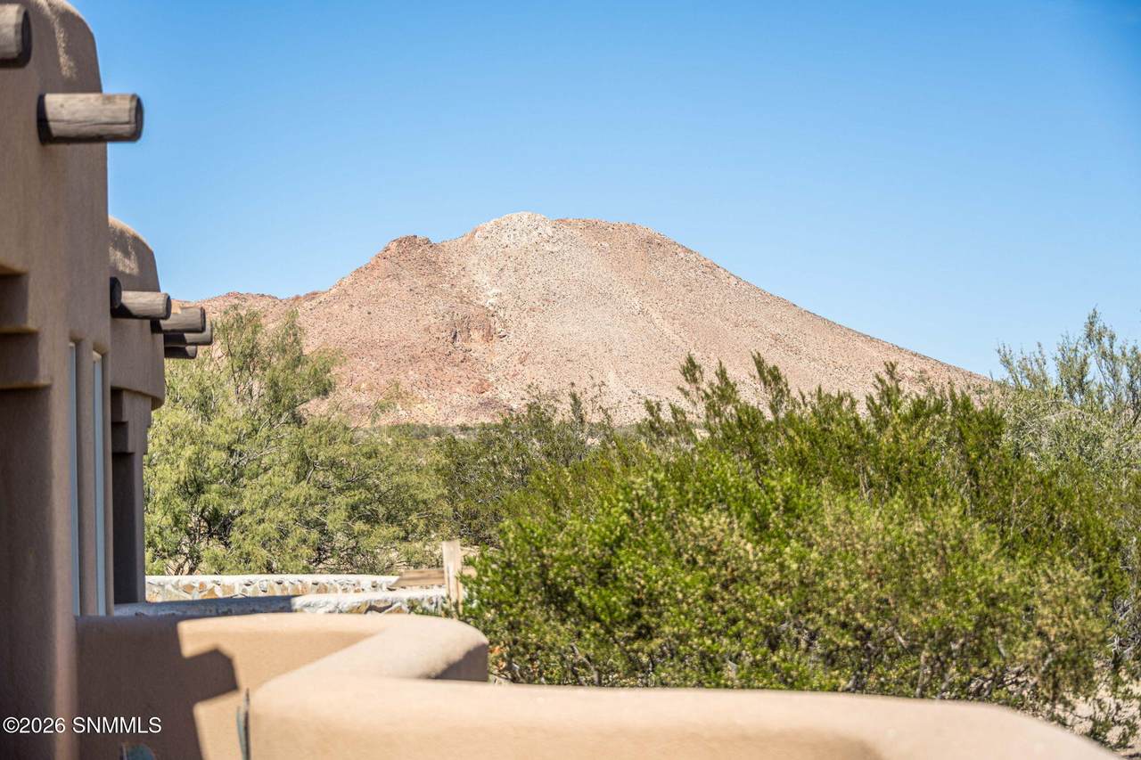 https://bt-photos.global.ssl.fastly.net/lascruces/1280_boomver_1_2601171-2.jpg