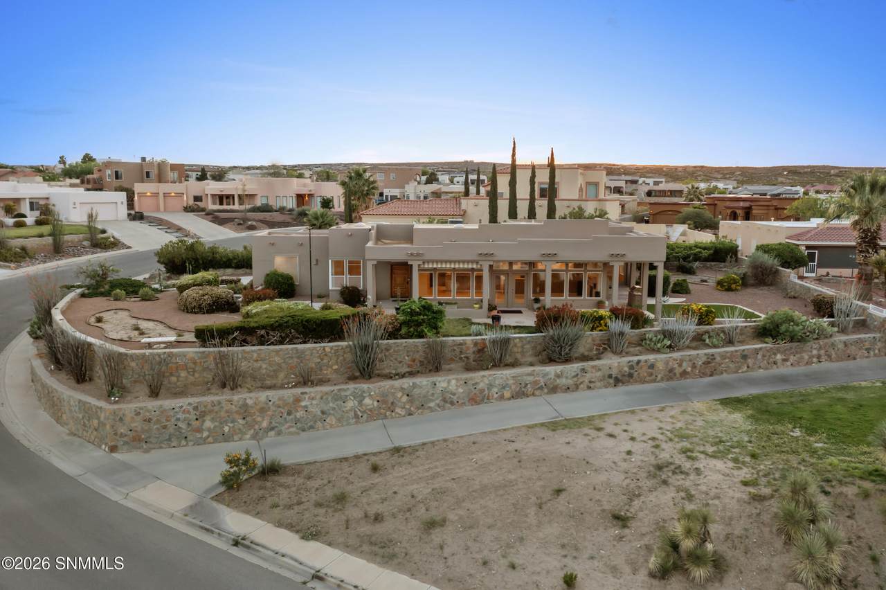 https://bt-photos.global.ssl.fastly.net/lascruces/1280_boomver_1_2601184-2.jpg