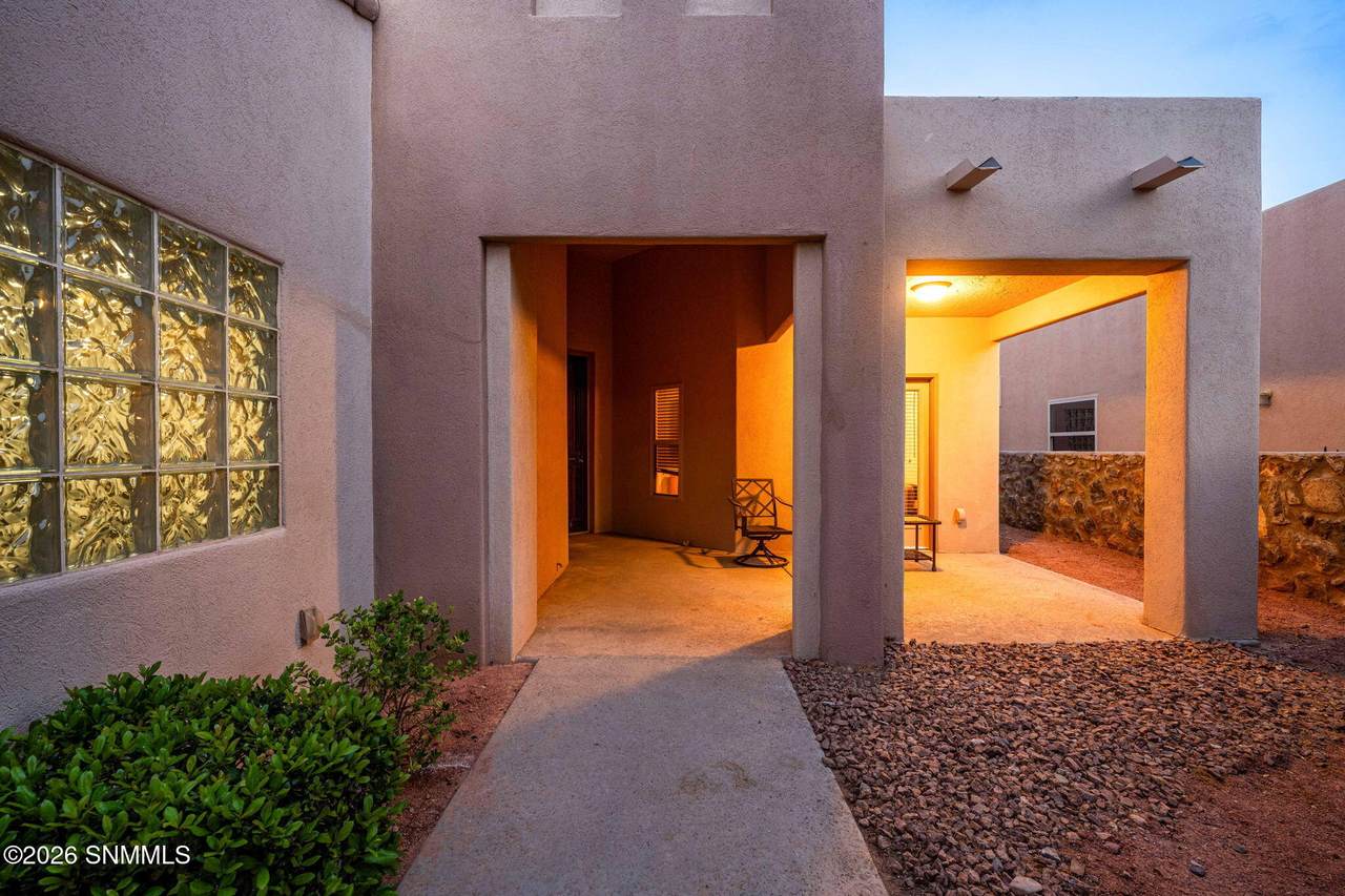 https://bt-photos.global.ssl.fastly.net/lascruces/1280_boomver_1_2601197-2.jpg