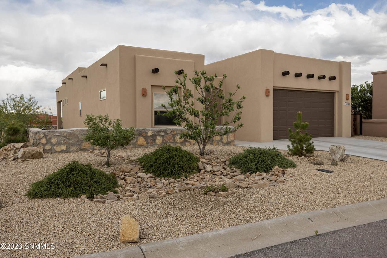 https://bt-photos.global.ssl.fastly.net/lascruces/1280_boomver_1_2601208-2.jpg