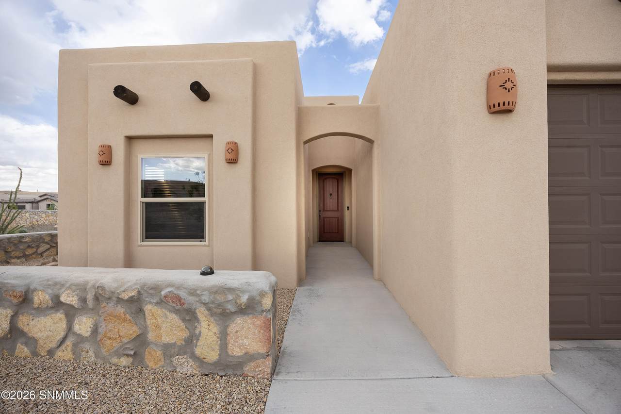 https://bt-photos.global.ssl.fastly.net/lascruces/1280_boomver_1_2601208-2.jpg