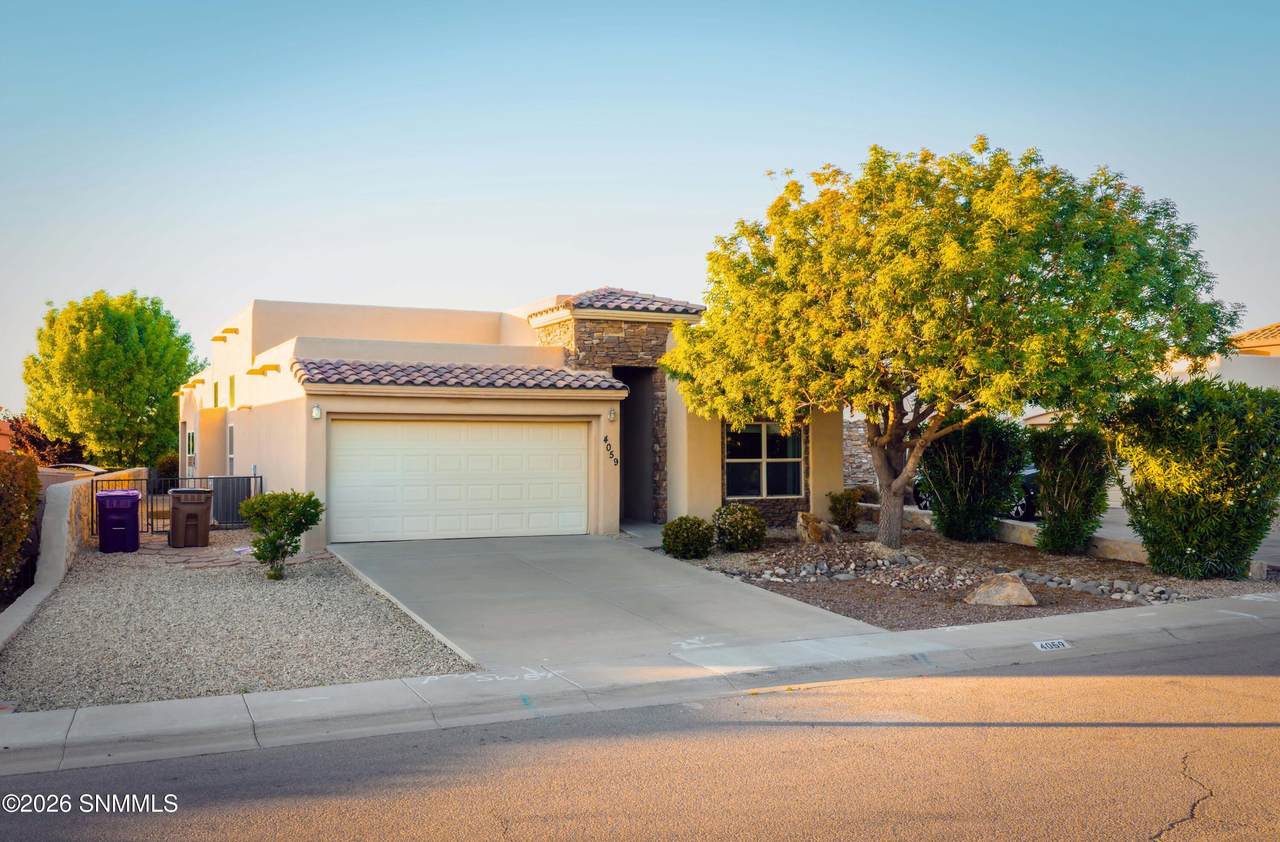 4059 Bella Sierra Court - Photo 1