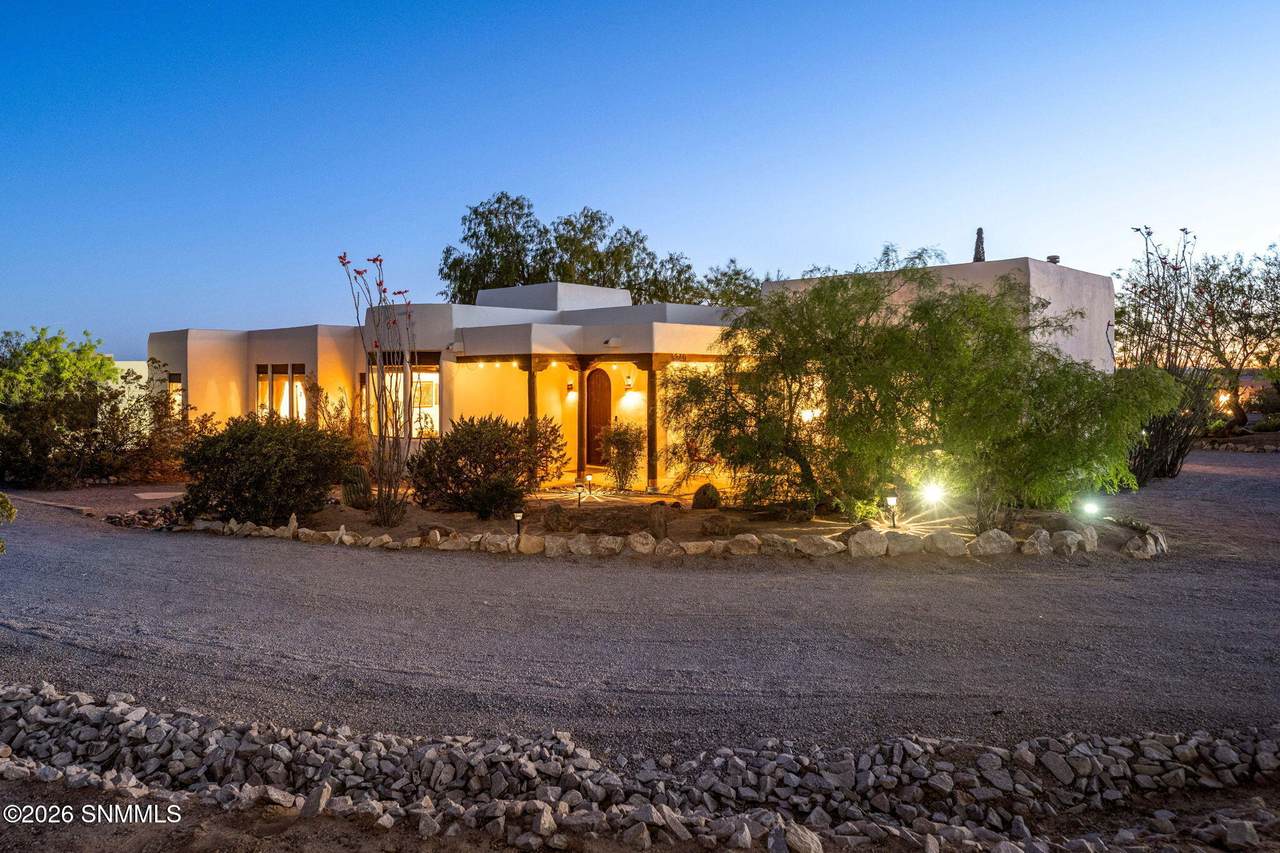 https://bt-photos.global.ssl.fastly.net/lascruces/1280_boomver_1_2601246-2.jpg