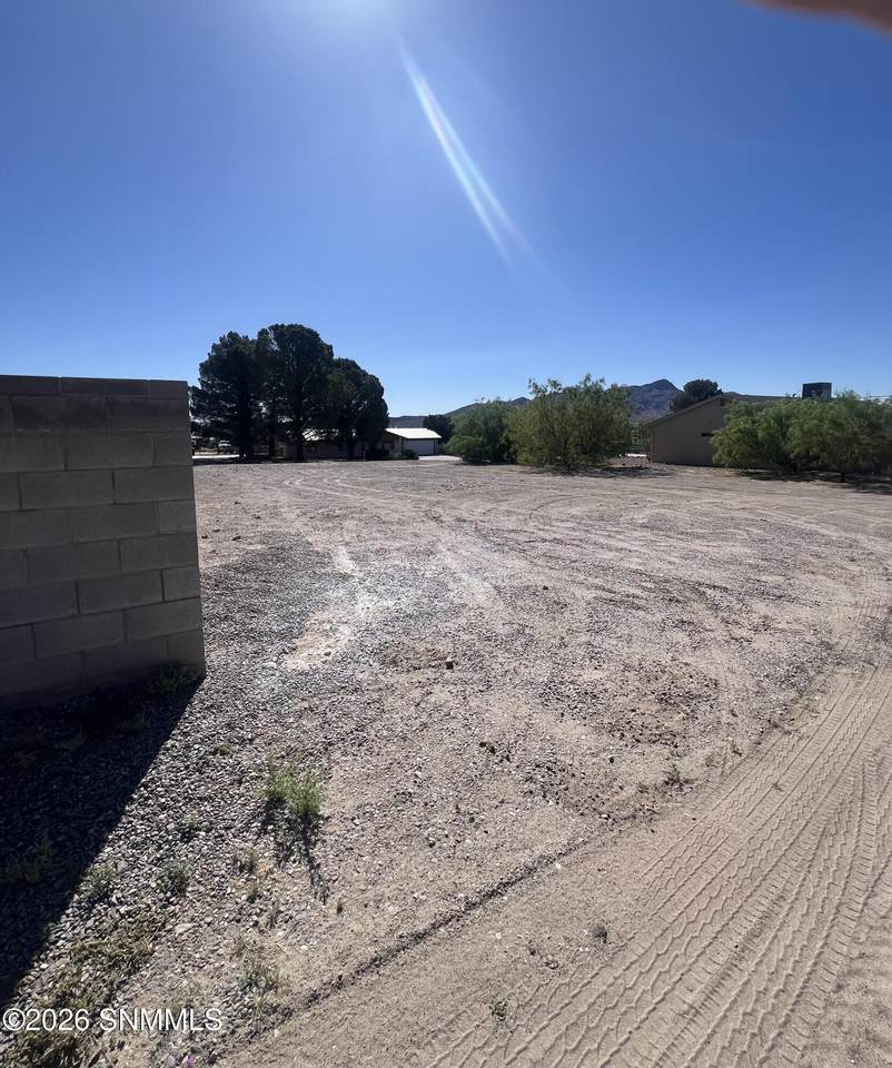 https://bt-photos.global.ssl.fastly.net/lascruces/1280_boomver_1_2601290-2.jpg