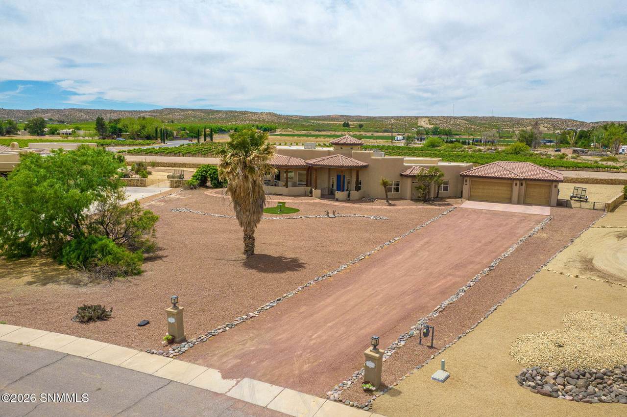 https://bt-photos.global.ssl.fastly.net/lascruces/1280_boomver_1_2601291-2.jpg