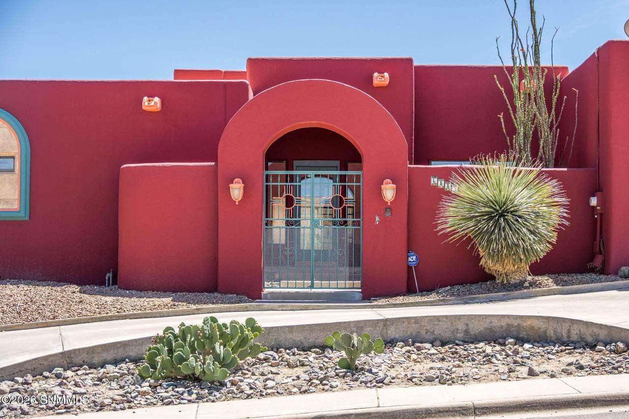 https://bt-photos.global.ssl.fastly.net/lascruces/1280_boomver_1_2601335-2.jpg