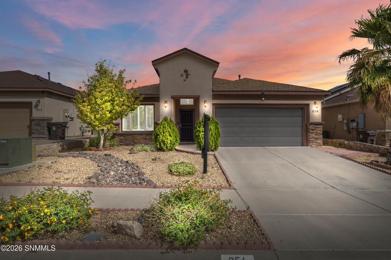856 Blue Park Avenue - Photo 1