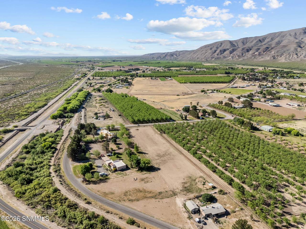 https://bt-photos.global.ssl.fastly.net/lascruces/1280_boomver_1_2601352-2.jpg
