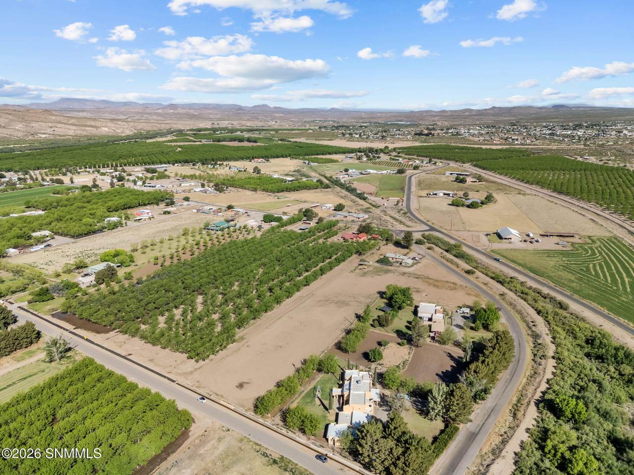 https://bt-photos.global.ssl.fastly.net/lascruces/1280_boomver_1_2601352-2.jpg