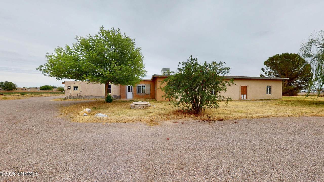 https://bt-photos.global.ssl.fastly.net/lascruces/1280_boomver_1_2601374-2.jpg