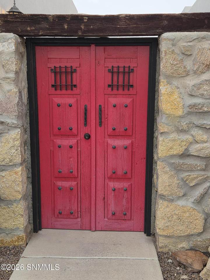 https://bt-photos.global.ssl.fastly.net/lascruces/1280_boomver_1_2601379-2.jpg