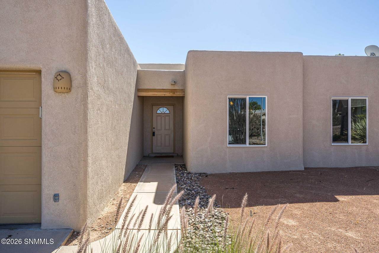 https://bt-photos.global.ssl.fastly.net/lascruces/1280_boomver_1_2601387-2.jpg