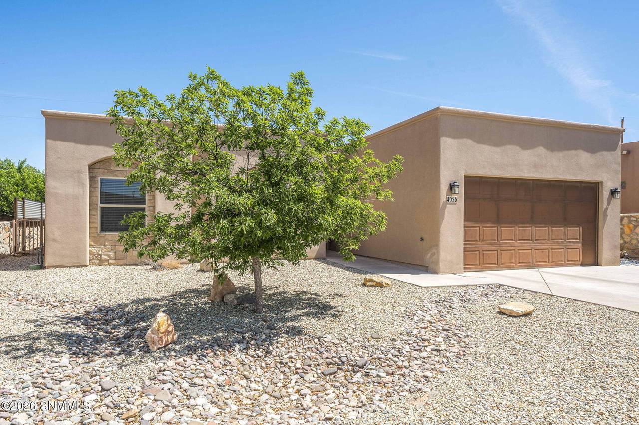 https://bt-photos.global.ssl.fastly.net/lascruces/1280_boomver_1_2601396-2.jpg