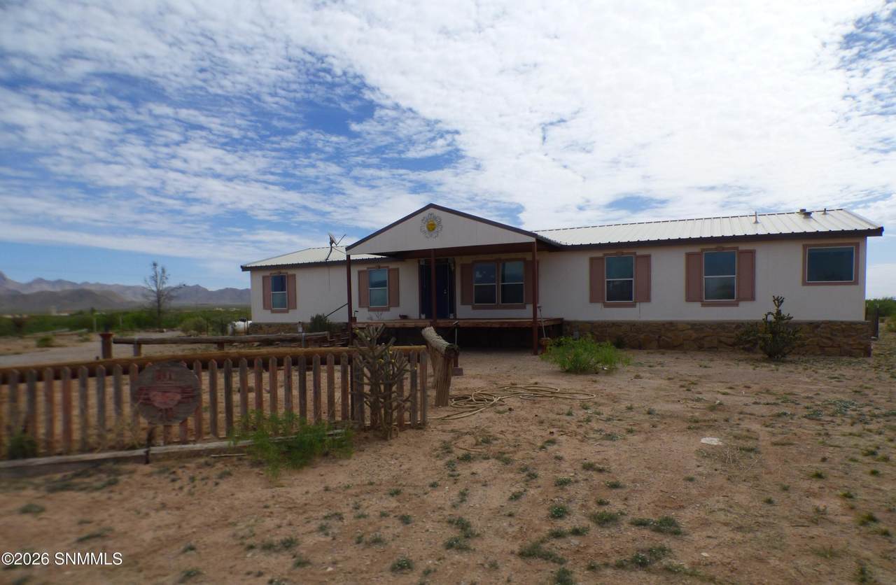 20 Santana Road - Photo 1