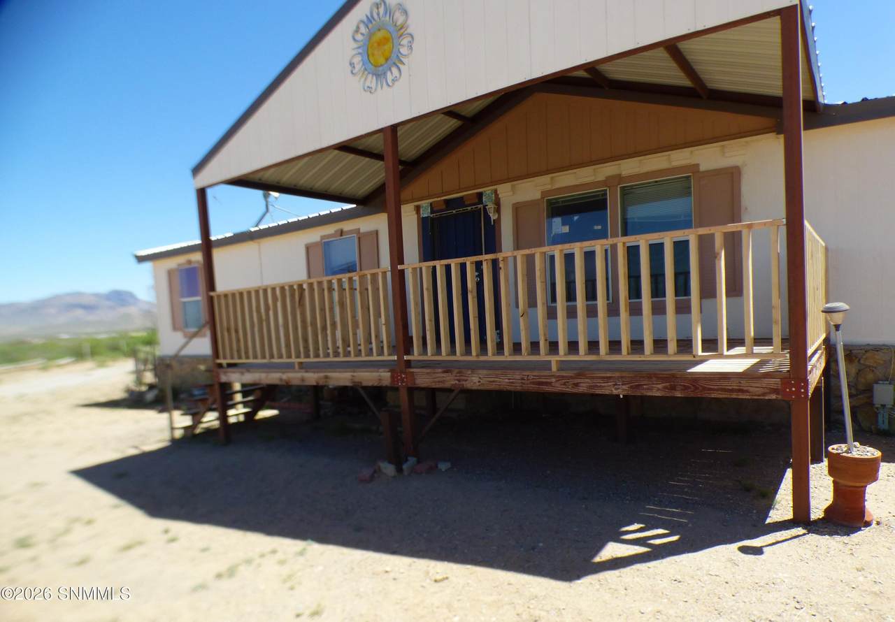 https://bt-photos.global.ssl.fastly.net/lascruces/1280_boomver_1_2601446-2.jpg
