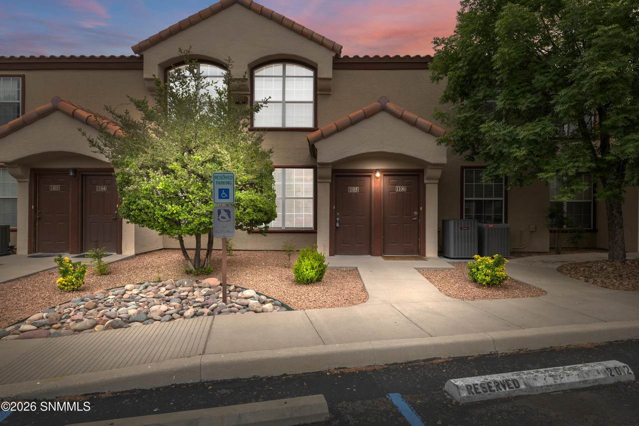 3901 Sonoma Springs Avenue - Photo 1