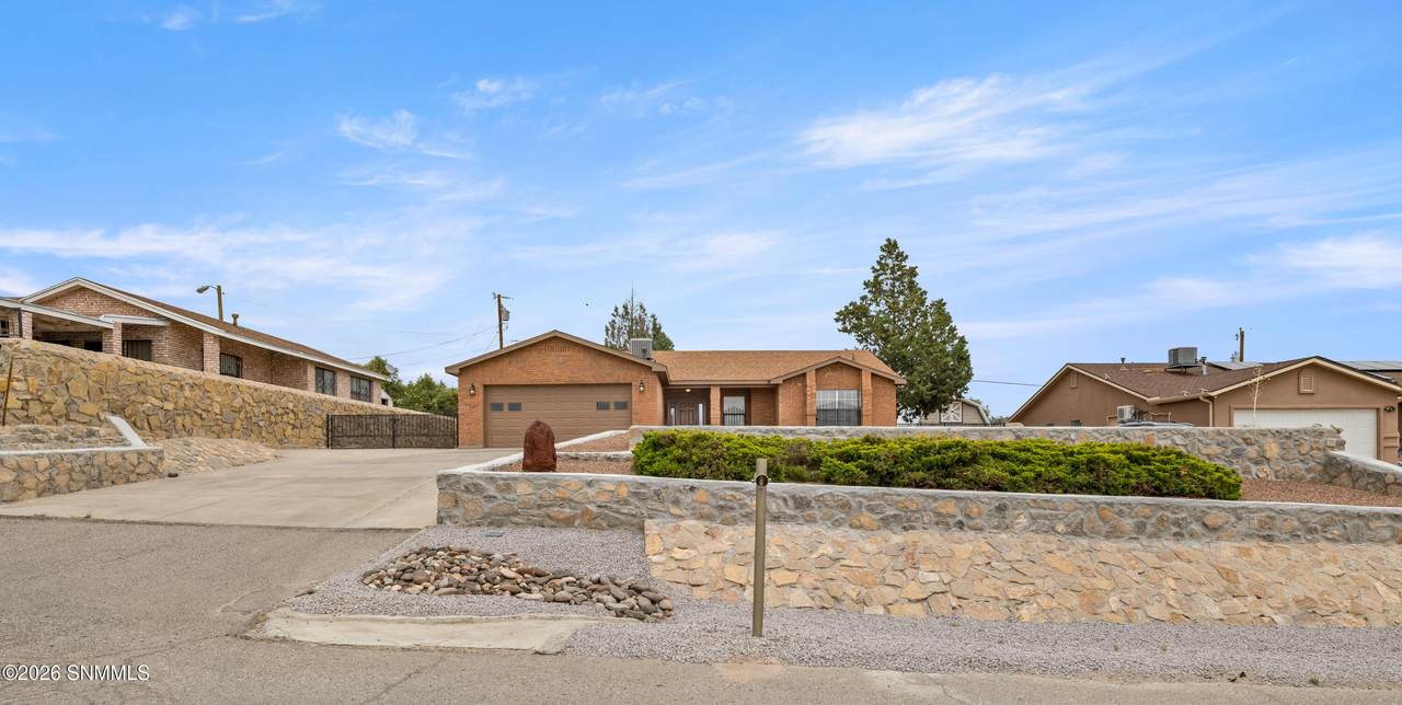 5084 Apache Trail - Photo 1