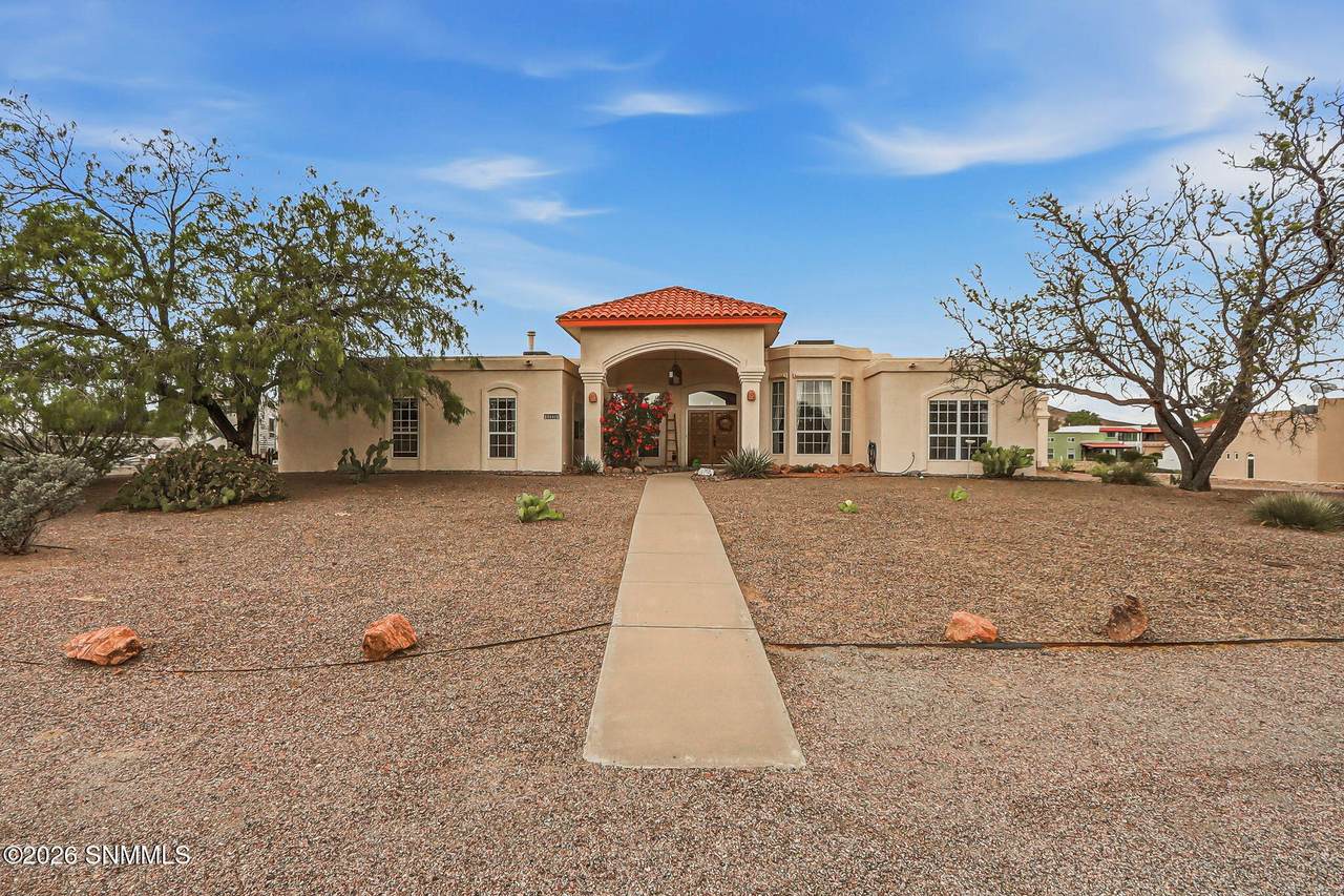 https://bt-photos.global.ssl.fastly.net/lascruces/1280_boomver_1_2601480-2.jpg