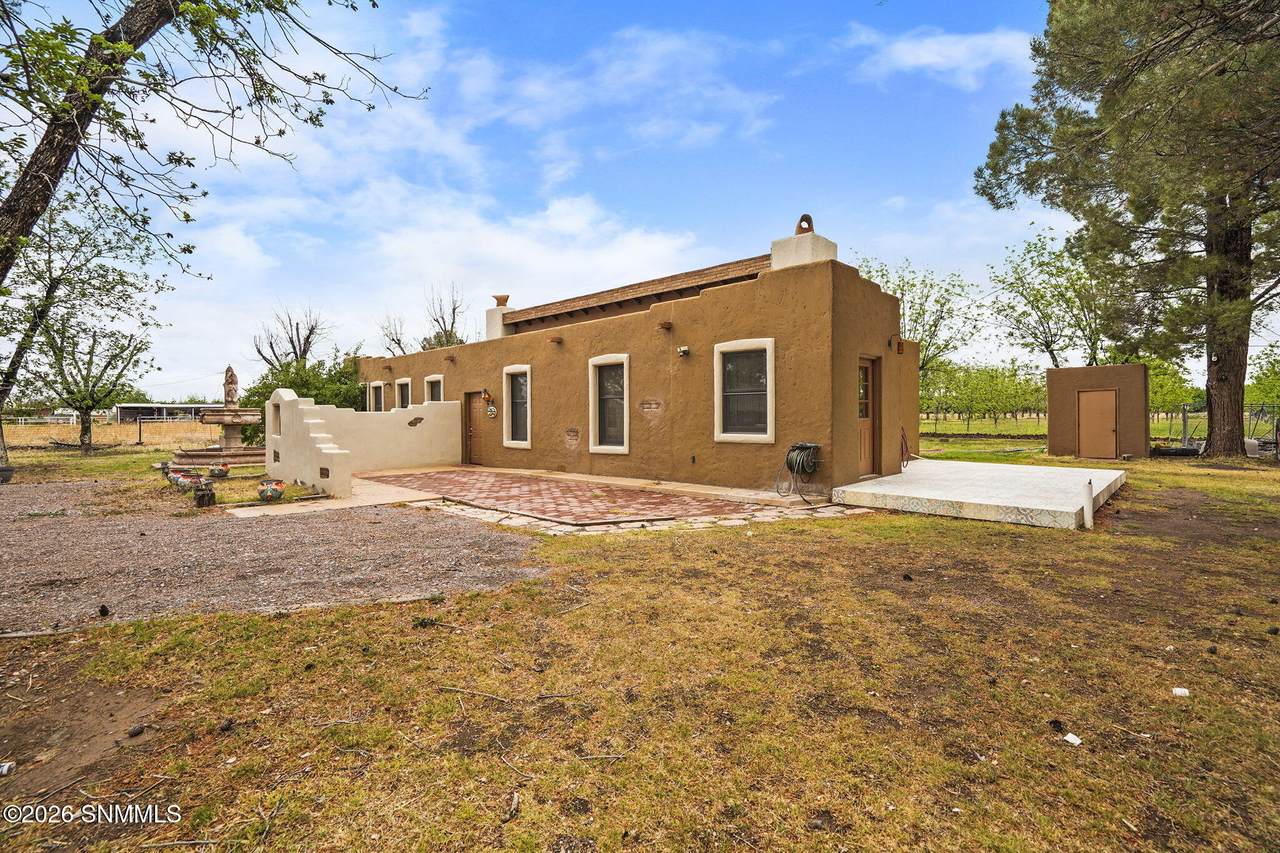 https://bt-photos.global.ssl.fastly.net/lascruces/1280_boomver_1_2601523-2.jpg