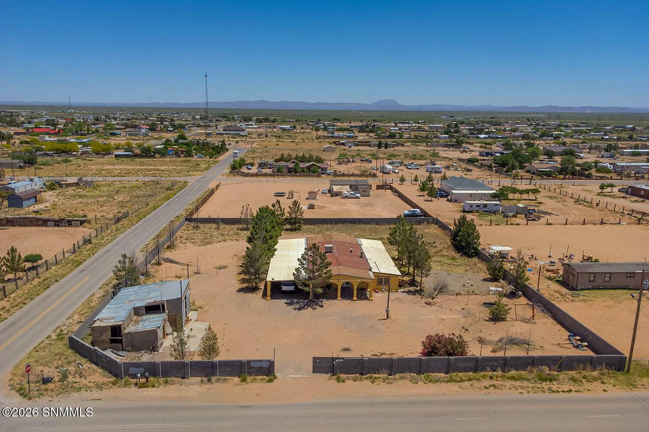 https://bt-photos.global.ssl.fastly.net/lascruces/1280_boomver_1_2601526-2.jpg