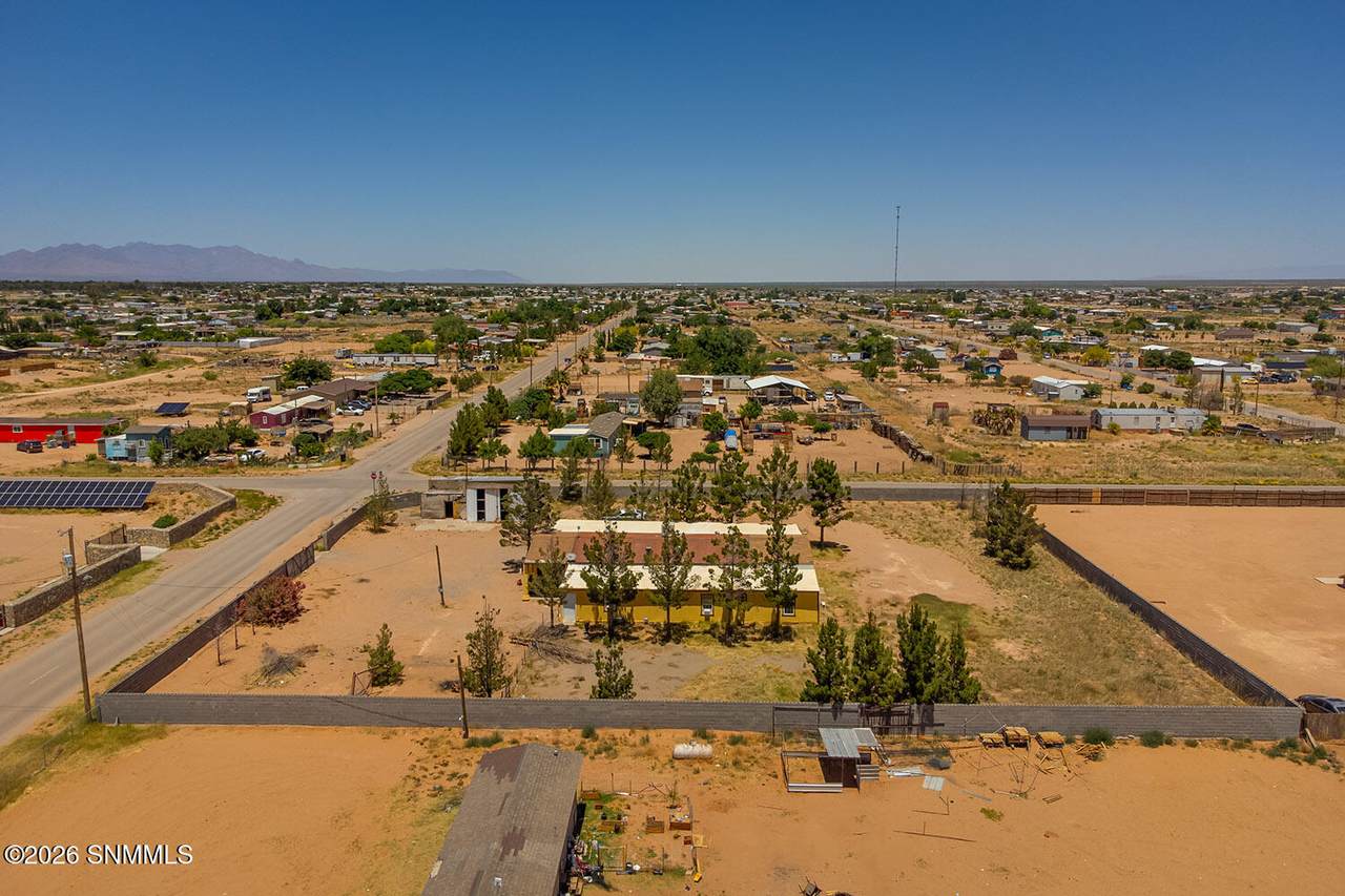 https://bt-photos.global.ssl.fastly.net/lascruces/1280_boomver_1_2601526-2.jpg
