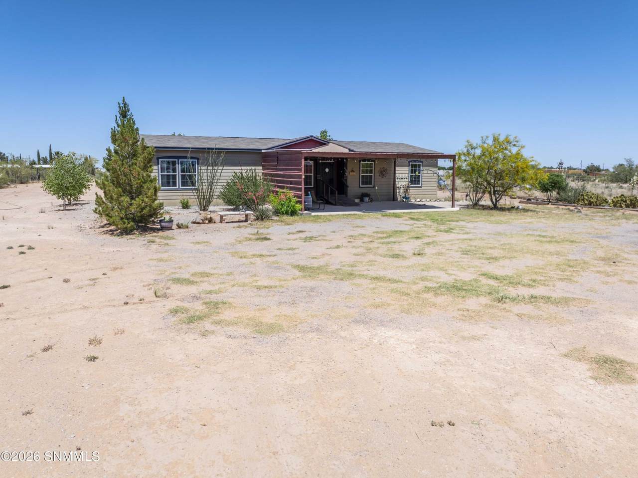 https://bt-photos.global.ssl.fastly.net/lascruces/1280_boomver_1_2601547-2.jpg