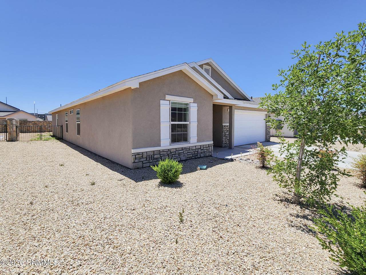 https://bt-photos.global.ssl.fastly.net/lascruces/1280_boomver_1_2601563-2.jpg