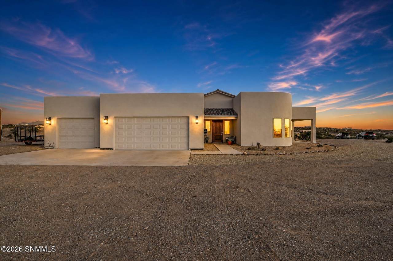 https://bt-photos.global.ssl.fastly.net/lascruces/1280_boomver_1_2601630-2.jpg