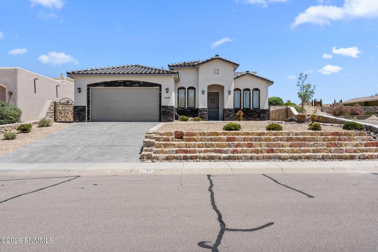 4209 Tres Ninos Drive - Photo 1