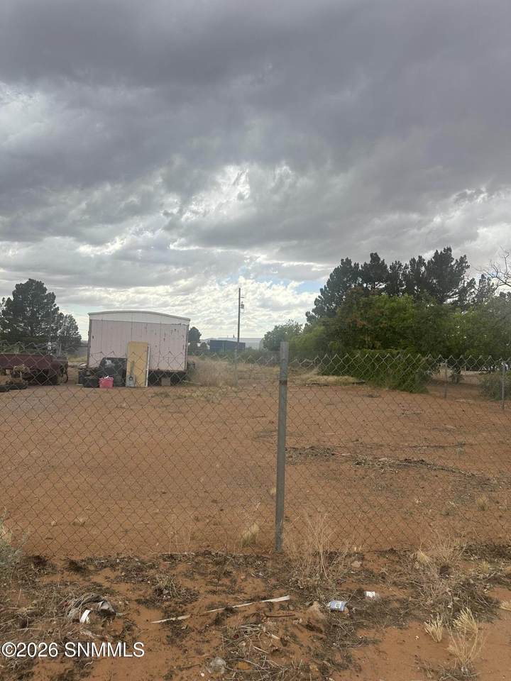 https://bt-photos.global.ssl.fastly.net/lascruces/1280_boomver_1_2601685-2.jpg