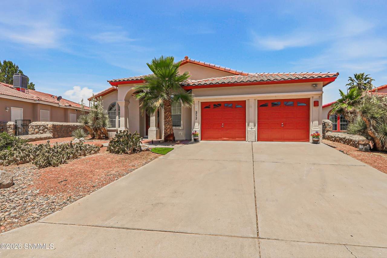 252 Avenida Mirador - Photo 1