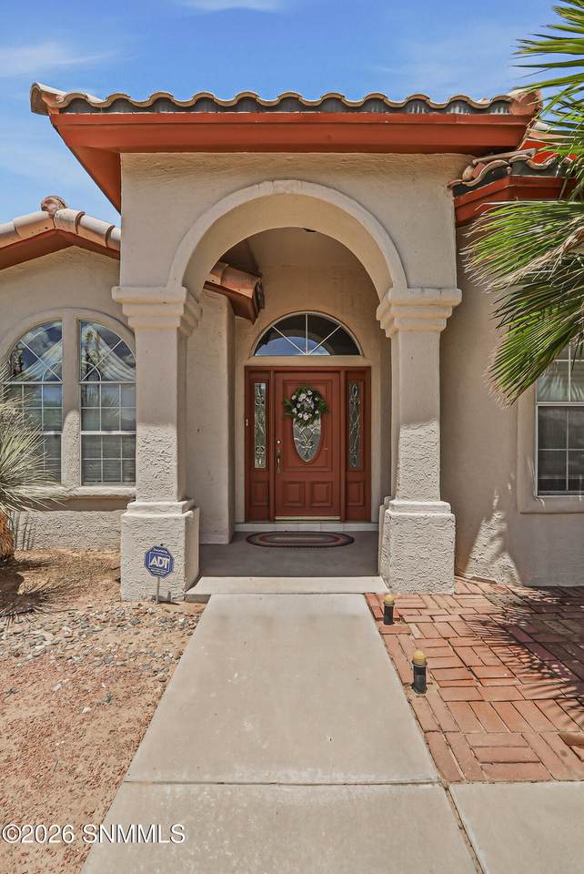 https://bt-photos.global.ssl.fastly.net/lascruces/1280_boomver_1_2601686-2.jpg